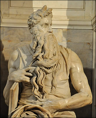 Détail de la statue de Moïse
