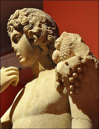Détail de la statue d'Harpocrate