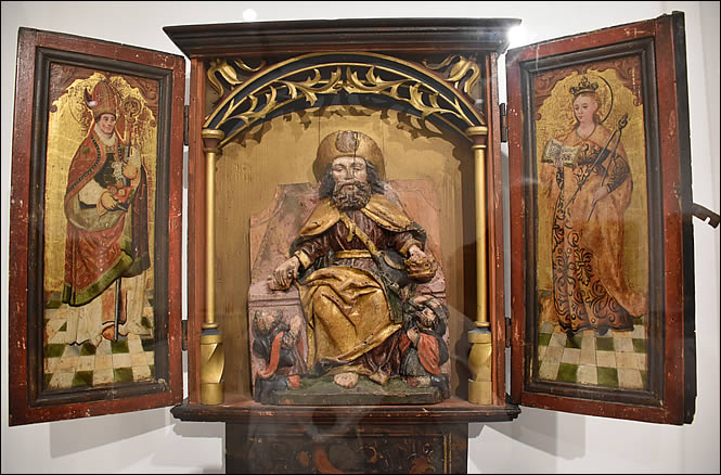 Le retable comportant le panneau de Sainte Apolline