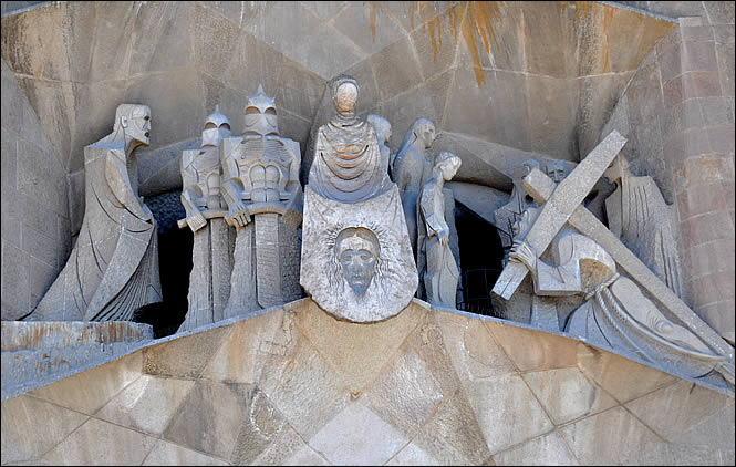 Statuaire représentant le voile de Sainte Véronique